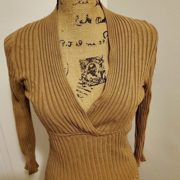 XOXO RIBBED SWEATER - Picture 12 of 12